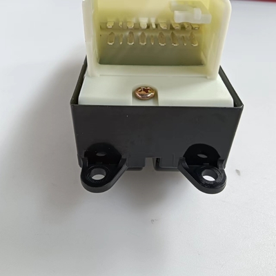84820-35010 Electric Power Window Switch for Hilux Land Cruiser 70 80 4-Runner Certified