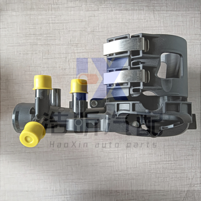 Benz OM651 A6512003900 Water Outlet Fuel Filter Housing for Class E E 250 BLUETEC / D