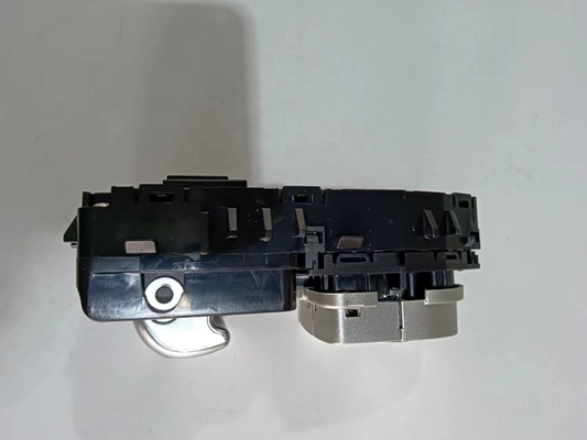 Mercedes-Benz Power Window Switch OE 20590569119051 for IATF16949 Certified Vehicles