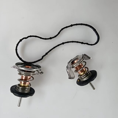 Metal Plastic Engine Coolant Thermostat for Ford F250 F350 F450 F550 6.4L 2008 2009 2010