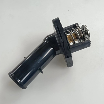Thermostat Housing Assembly 16031-0P010 16031-31011 for Toyota TACOMA TUNDRA