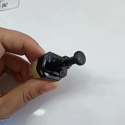 Performance BRAKE LAMP SWITCH 2P / 24515036 for CHEVROLET N300 / N300P